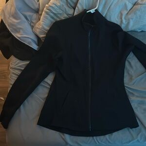 Black zipper two pockets